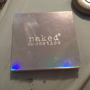 Naked cosmetics highlighter palette